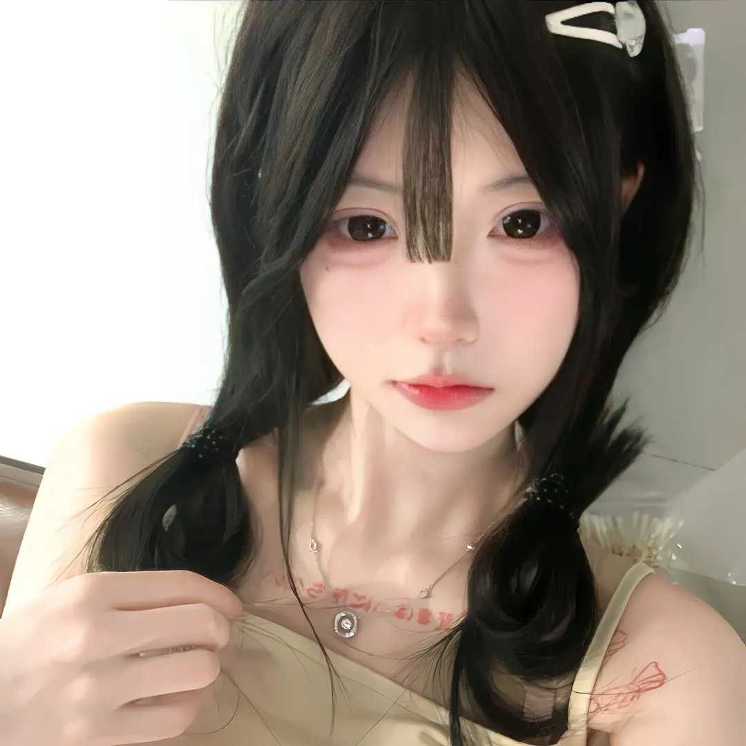 传闻中的女人